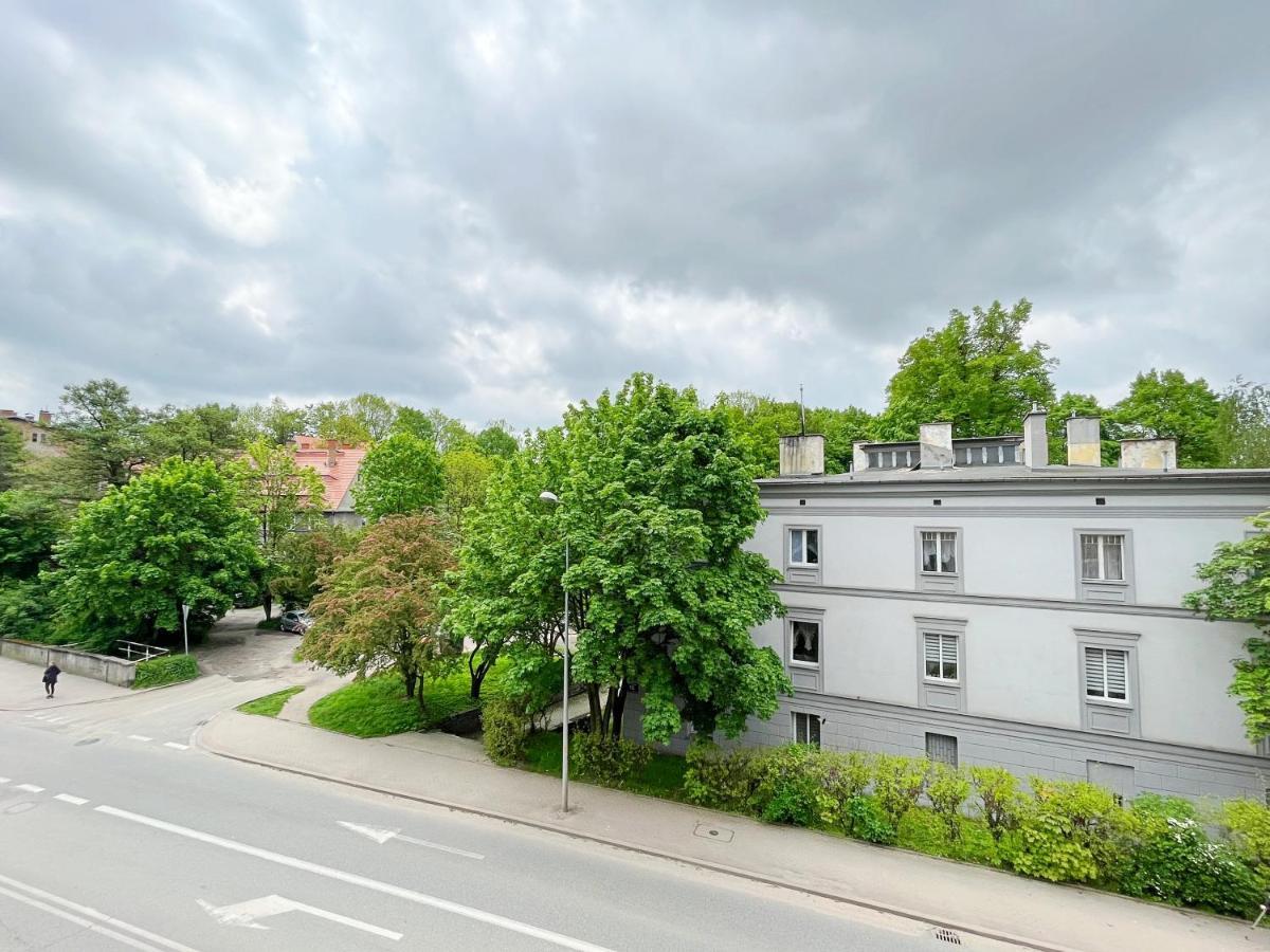 Apartament Stary Zdroj Валбжих Екстериор снимка