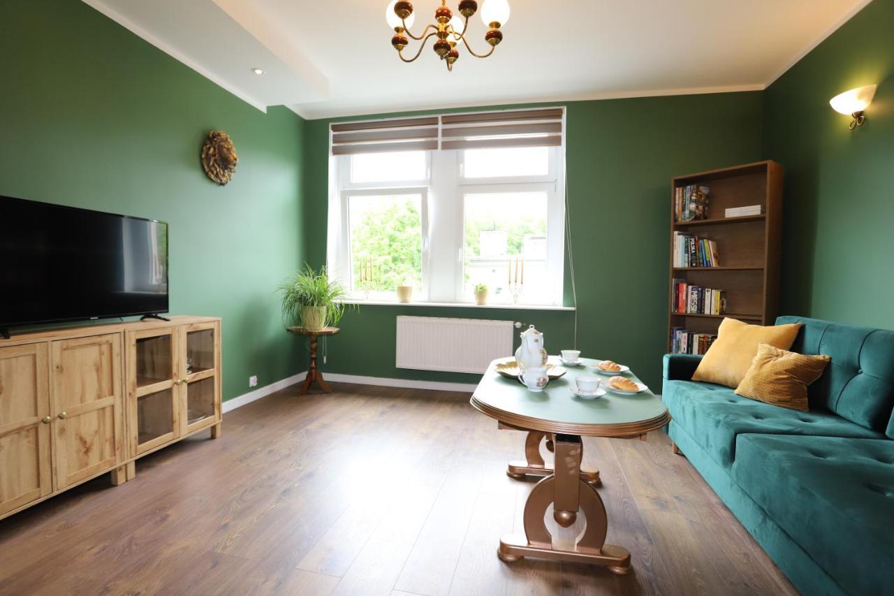 Apartament Stary Zdroj Валбжих Екстериор снимка