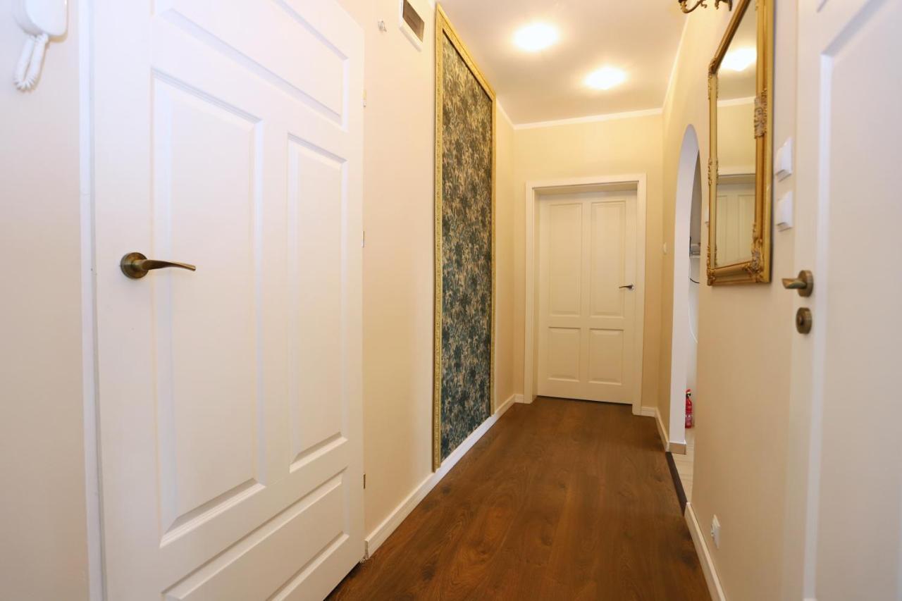 Apartament Stary Zdroj Валбжих Екстериор снимка