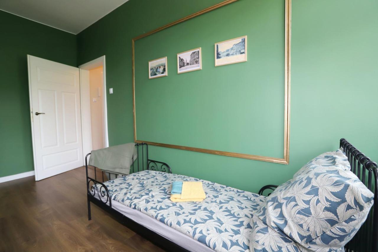 Apartament Stary Zdroj Валбжих Екстериор снимка